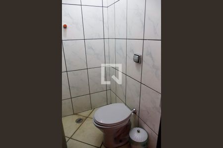 Casa para alugar com 250m², 3 quartos e 2 vagasBanheiro