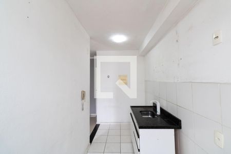Apartamento para alugar com 45m², 2 quartos e sem vagaCozinha e Área de Serviço