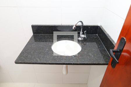 Banheiro de apartamento à venda com 1 quarto, 28m² em Vila Siria, São Paulo