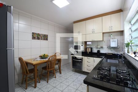 Casa à venda com 133m², 2 quartos e 2 vagasCozinha