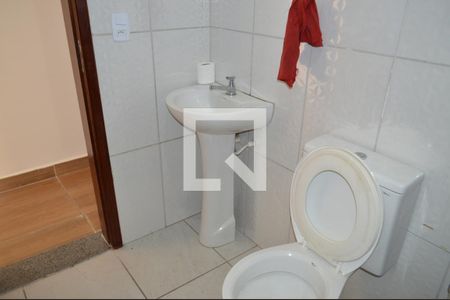 Casa à venda com 60m², 2 quartos e 2 vagasBanheiro