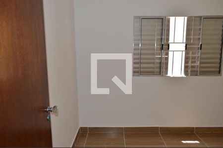 Casa à venda com 60m², 2 quartos e 2 vagasQuarto 2