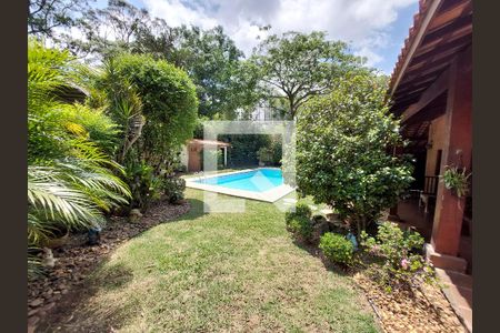 Casa para alugar com 500m², 4 quartos e 6 vagas Casa para alugar com 500m², 4 quartos e 6 vagasQuintal