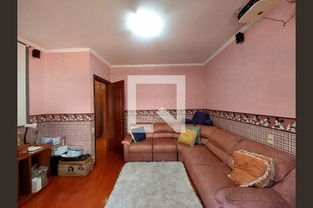 Casa para alugar com 500m², 4 quartos e 6 vagas Casa para alugar com 500m², 4 quartos e 6 vagasSala de TV