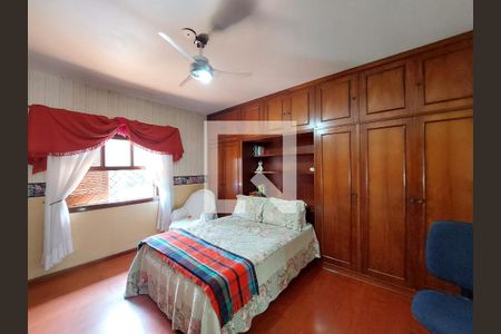 Casa para alugar com 500m², 4 quartos e 6 vagas Casa para alugar com 500m², 4 quartos e 6 vagasQuarto 2