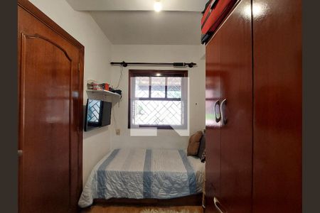 Casa para alugar com 500m², 4 quartos e 6 vagas Casa para alugar com 500m², 4 quartos e 6 vagasQuarto na Área de Serviço