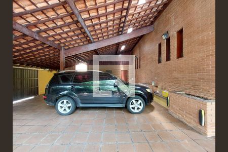 Casa para alugar com 500m², 4 quartos e 6 vagas Casa para alugar com 500m², 4 quartos e 6 vagasGaragem