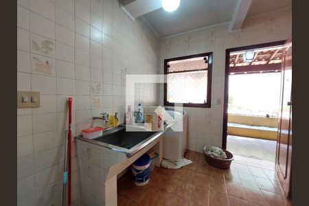 Casa para alugar com 500m², 4 quartos e 6 vagas Casa para alugar com 500m², 4 quartos e 6 vagasÁrea de Serviço