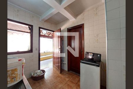 Casa para alugar com 500m², 4 quartos e 6 vagas Casa para alugar com 500m², 4 quartos e 6 vagasÁrea de Serviço