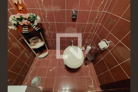 Casa para alugar com 500m², 4 quartos e 6 vagas Casa para alugar com 500m², 4 quartos e 6 vagasLavabo