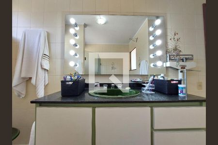 Casa para alugar com 500m², 4 quartos e 6 vagas Casa para alugar com 500m², 4 quartos e 6 vagasBanheiro 3