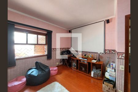 Casa para alugar com 500m², 4 quartos e 6 vagas Casa para alugar com 500m², 4 quartos e 6 vagasSala de TV