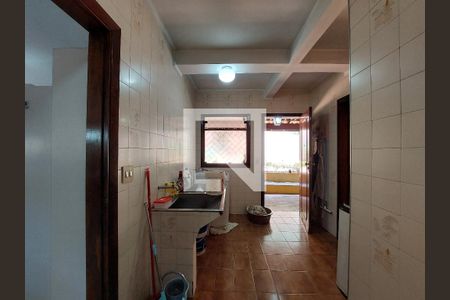 Casa para alugar com 500m², 4 quartos e 6 vagas Casa para alugar com 500m², 4 quartos e 6 vagasÁrea de Serviço