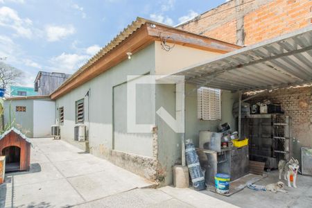 Casa à venda com 100m², 3 quartos e 1 vaga Casa à venda com 100m², 3 quartos e 1 vagaQuintal