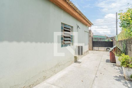 Casa à venda com 100m², 3 quartos e 1 vaga Casa à venda com 100m², 3 quartos e 1 vagaQuintal
