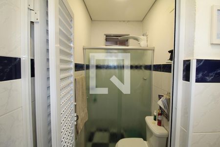 Casa à venda com 230m², 3 quartos e 2 vagasÁrea de Serviço - Banheiro