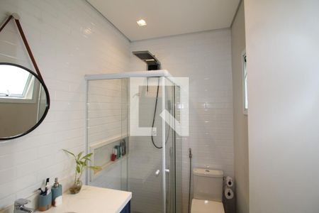 Casa à venda com 230m², 3 quartos e 2 vagasBanheiro