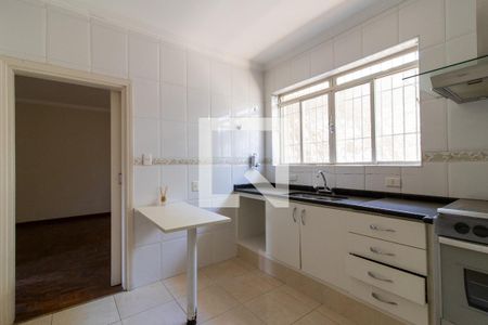 Casa para alugar com 270m², 4 quartos e 4 vagasCozinha