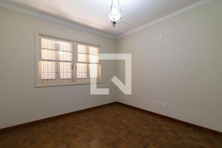 Casa para alugar com 270m², 4 quartos e 4 vagasQuarto 4