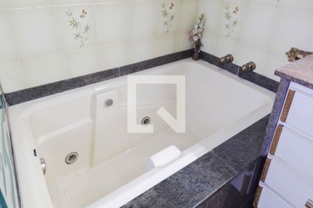 Casa para alugar com 375m², 4 quartos e 2 vagasBanheiro do Quarto 2