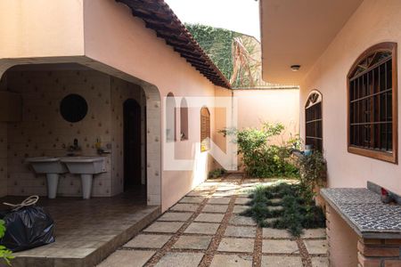 Área comum de casa para alugar com 4 quartos, 375m² em Jardim Santa Mena, Guarulhos