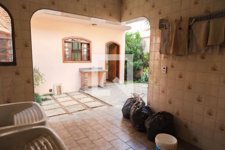 Área comum de casa para alugar com 4 quartos, 375m² em Jardim Santa Mena, Guarulhos
