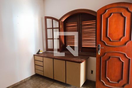 Casa para alugar com 375m², 4 quartos e 2 vagasQuarto de Serviço