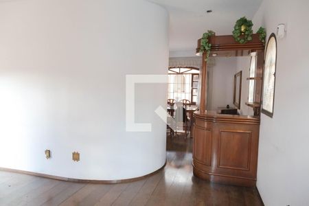 Casa para alugar com 375m², 4 quartos e 2 vagasQuarto 3 