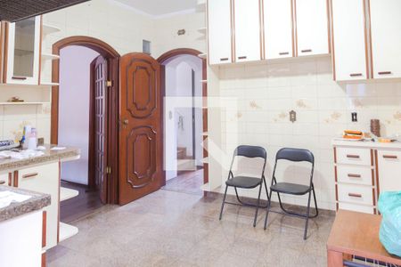 Cozinha de casa para alugar com 4 quartos, 375m² em Jardim Santa Mena, Guarulhos