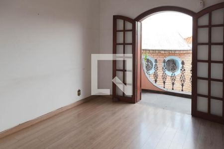 Quarto de casa para alugar com 4 quartos, 375m² em Jardim Santa Mena, Guarulhos
