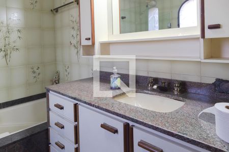 Casa para alugar com 375m², 4 quartos e 2 vagasBanheiro do Quarto 2