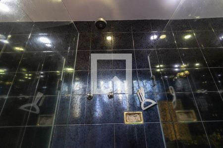 Apartamento à venda com 200m², 3 quartos e 1 vaga Apartamento à venda com 200m², 3 quartos e 1 vagaBanheiro