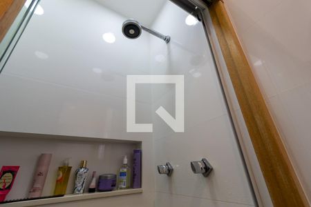 Apartamento à venda com 200m², 3 quartos e 1 vaga Apartamento à venda com 200m², 3 quartos e 1 vagaBanheiro 2