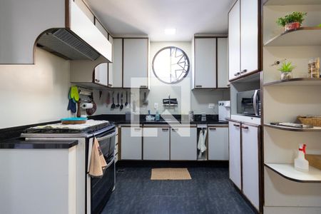 Apartamento à venda com 200m², 3 quartos e 1 vaga Apartamento à venda com 200m², 3 quartos e 1 vagaCozinha