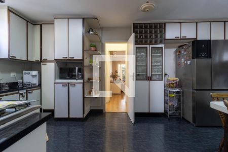 Apartamento à venda com 200m², 3 quartos e 1 vaga Apartamento à venda com 200m², 3 quartos e 1 vagaCozinha