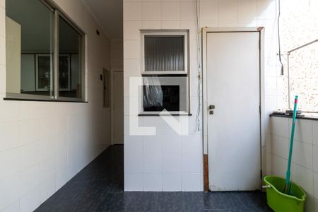 Apartamento à venda com 200m², 3 quartos e 1 vaga Apartamento à venda com 200m², 3 quartos e 1 vagaÁrea de Serviço