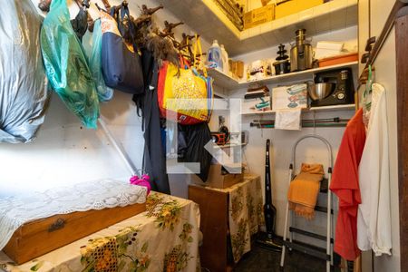 Apartamento à venda com 200m², 3 quartos e 1 vaga Apartamento à venda com 200m², 3 quartos e 1 vagaQuarto de Serviço