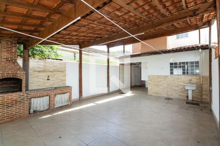 Casa para alugar com 90m², 2 quartos e 2 vagasÁrea Externa