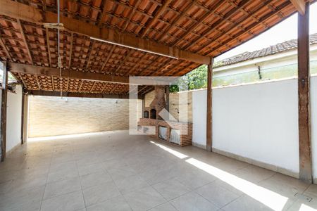 Casa para alugar com 90m², 2 quartos e 2 vagasÁrea Externa