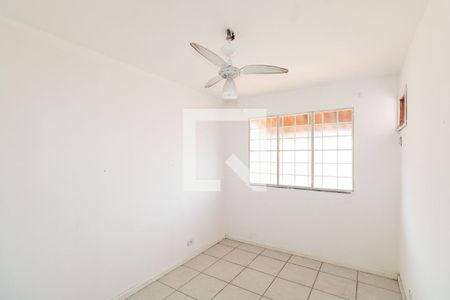 Casa para alugar com 90m², 2 quartos e 2 vagasQuarto 2