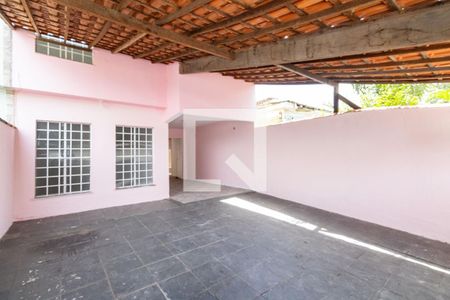 Casa para alugar com 90m², 2 quartos e 2 vagasÁrea Externa