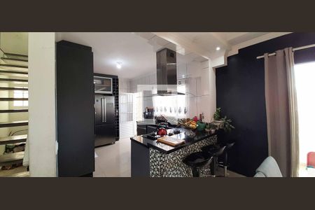 Casa à venda com 349m², 3 quartos e 5 vagasCozinha