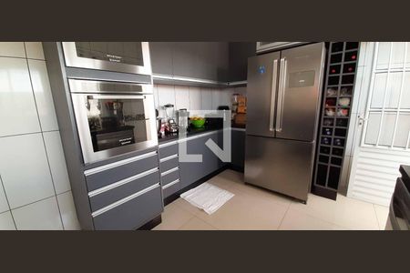 Casa à venda com 349m², 3 quartos e 5 vagasCozinha