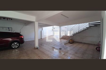 Casa à venda com 349m², 3 quartos e 5 vagasBanheiro da Garagem