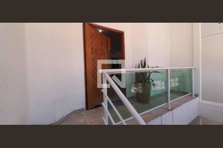 Casa à venda com 349m², 3 quartos e 5 vagasEntrada da Casa