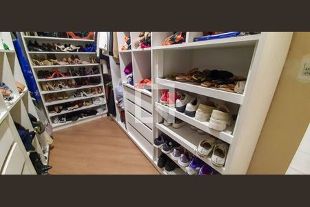 Casa à venda com 349m², 3 quartos e 5 vagasCloset da Suíte