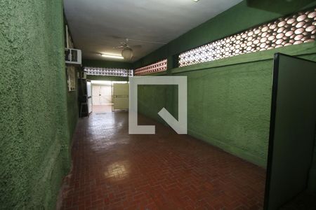 Casa à venda com 341m², 2 quartos e 3 vagasGaragem