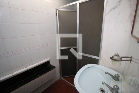 Casa à venda com 341m², 2 quartos e 3 vagasBanheiro de serviço