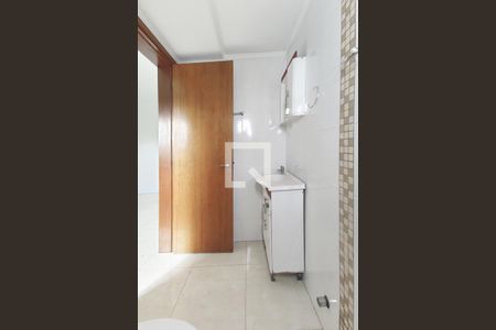 Apartamento para alugar com 60m², 2 quartos e sem vagaBanheiro da Suíte