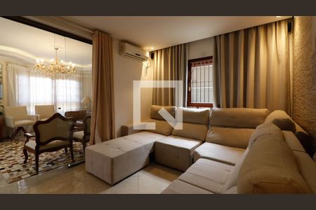 Casa para alugar com 400m², 4 quartos e 3 vagasSala de TV